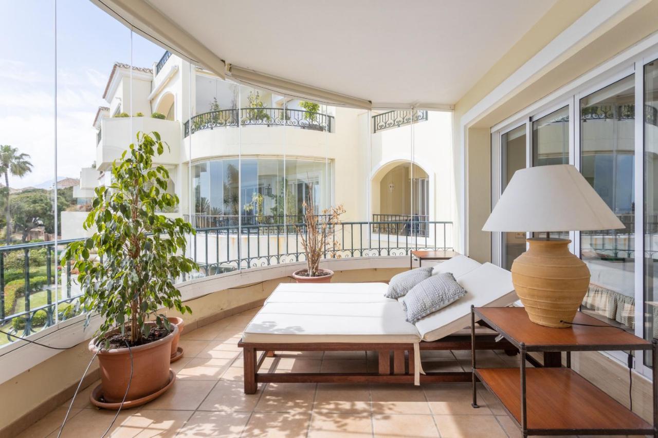 Homeforguest Front Line Beach Apartment In Hacienda Playa Марбелья Екстер'єр фото