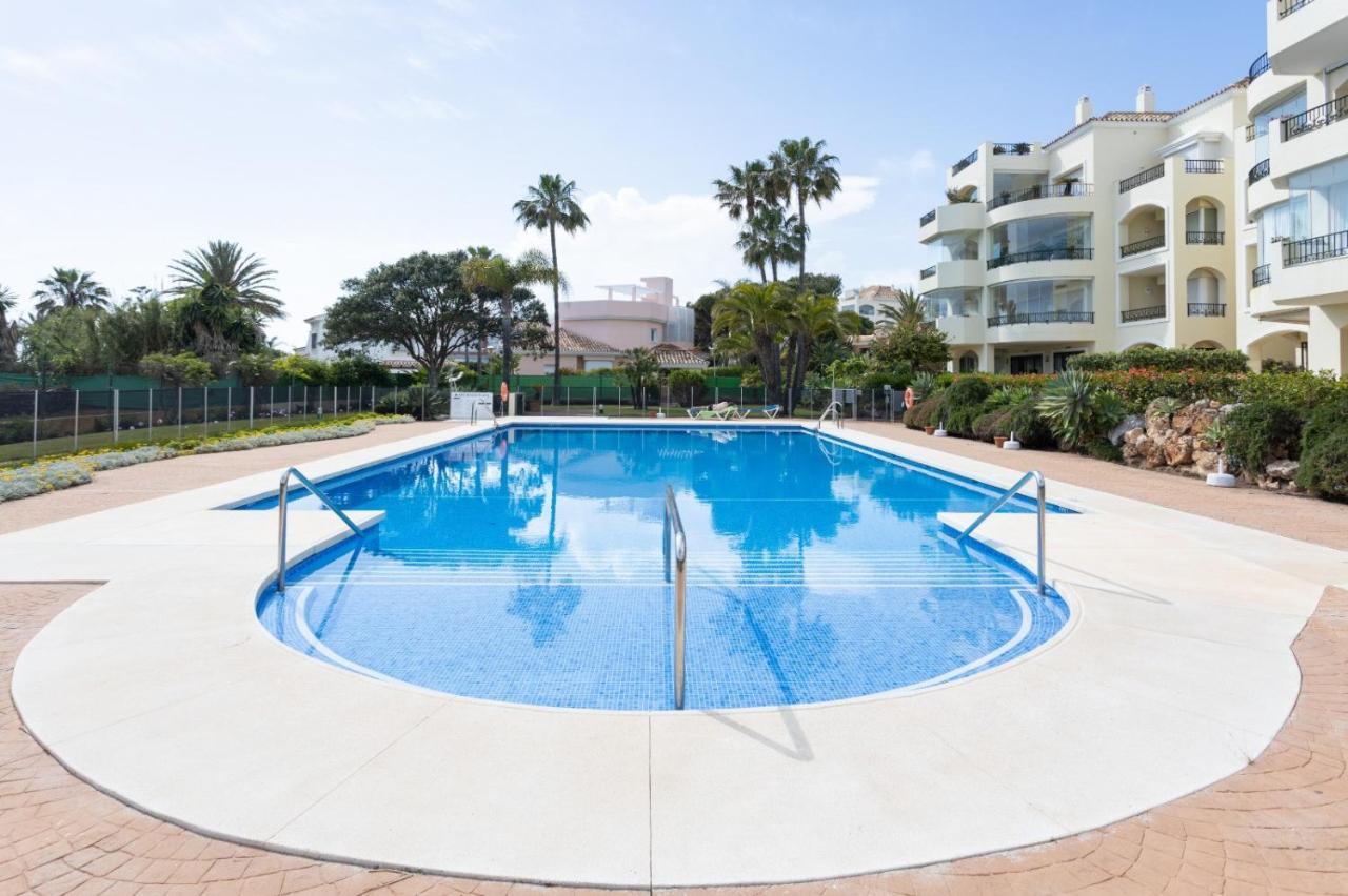 Homeforguest Front Line Beach Apartment In Hacienda Playa Марбелья Екстер'єр фото